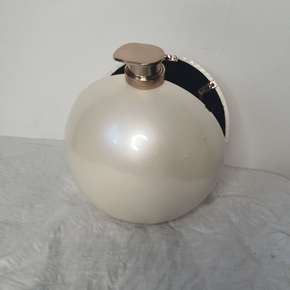 Ladies Pearl Ball Shaped Acrylic Evening Bag